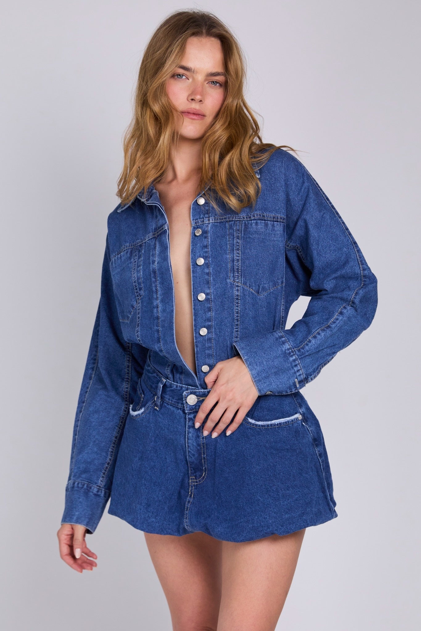 D55 - Fitted Jeans Shirt