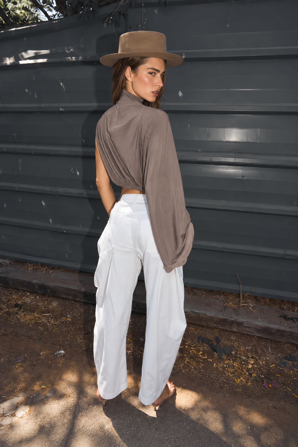 VAREN BALLOON PANTS - חום