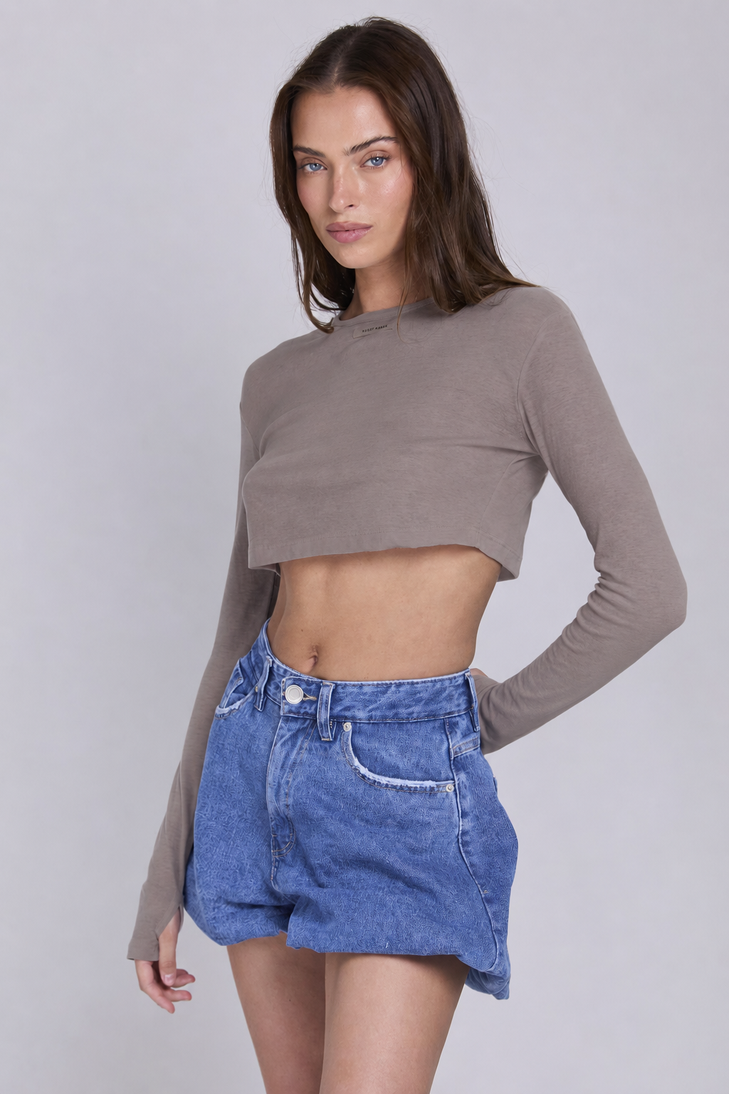 Tissue 02 - Cropped Shirt - חום בהיר