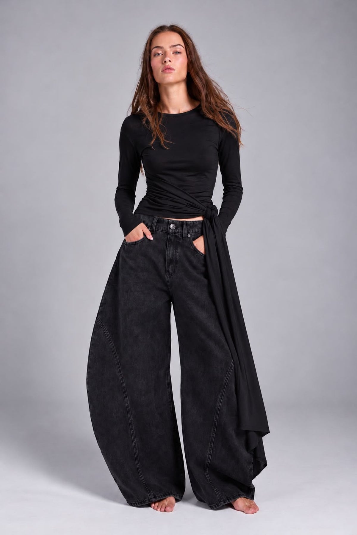 THE TIE TOP - BLACK