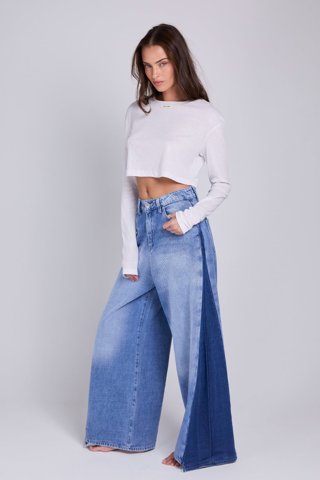 D10 - Two Tone Jeans