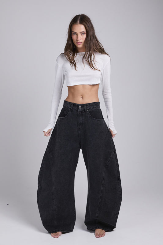 D16 - BAGGY DENIM - WASHED BLACK