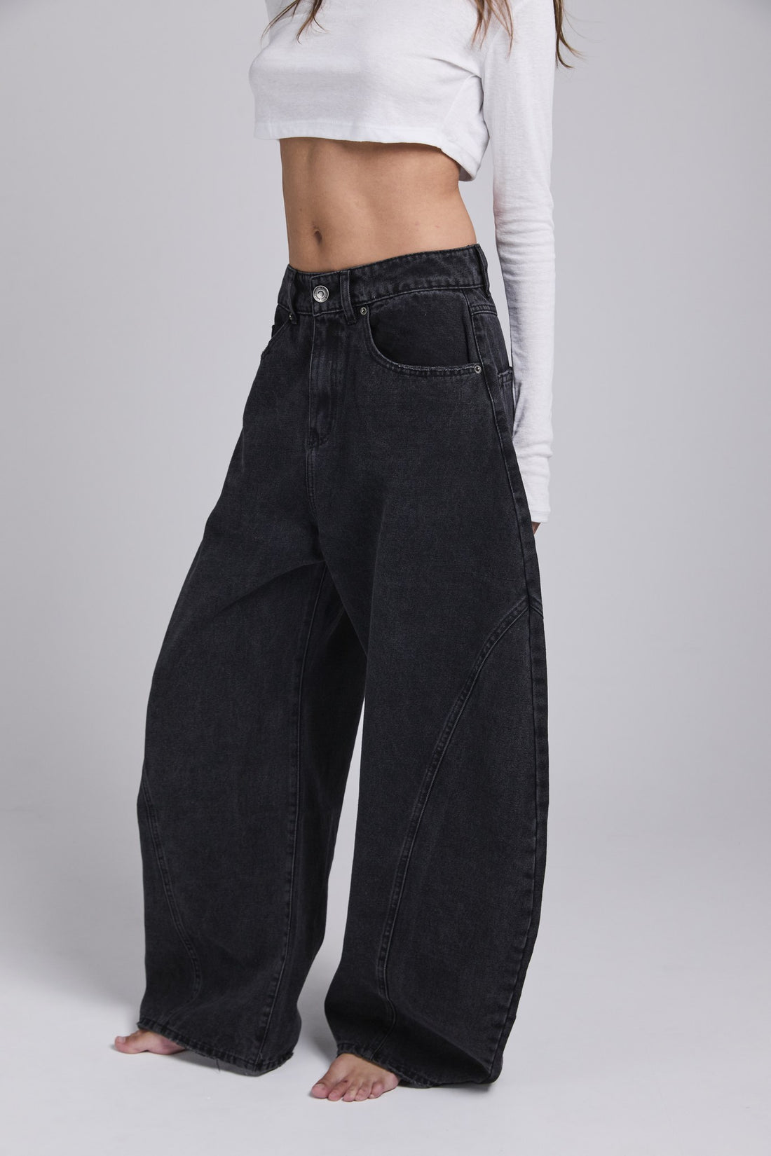 D16 - BAGGY DENIM - WASHED BLACK