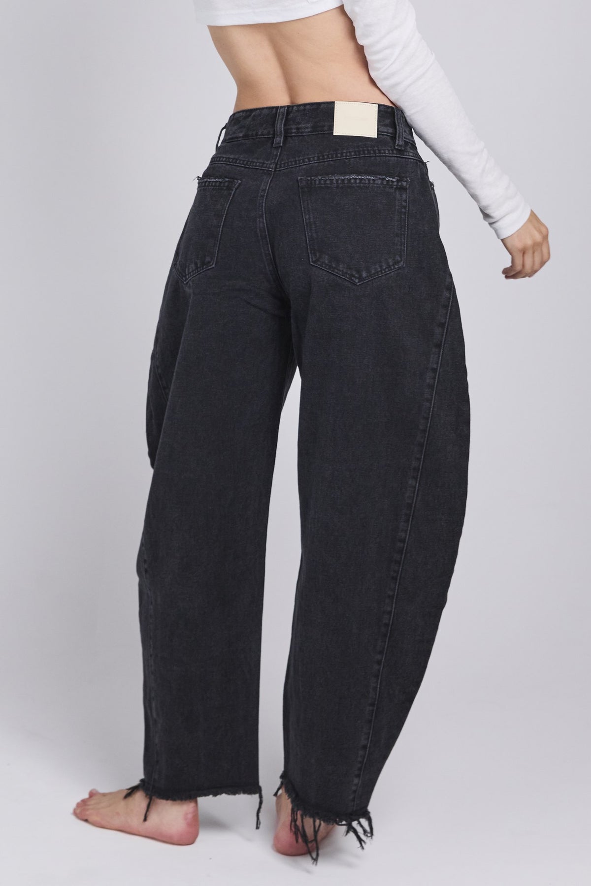 D18 - ANKLE DENIM - WASHED BLACK