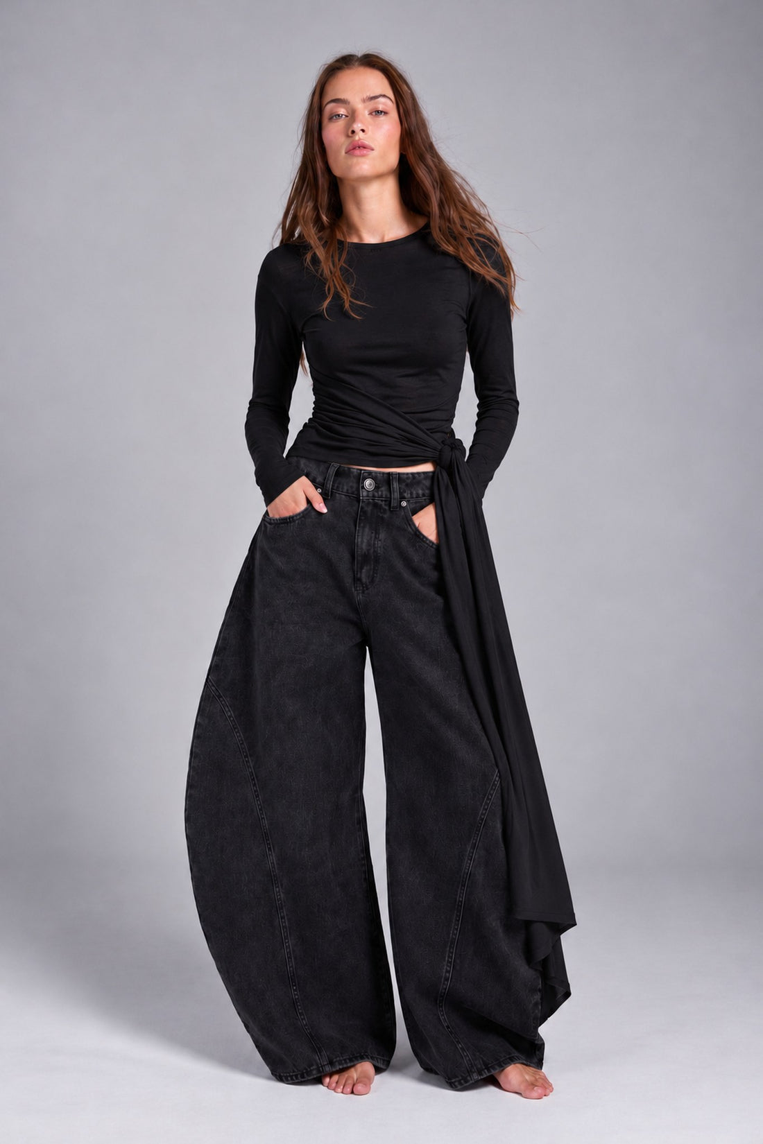 THE TIE TOP - BLACK