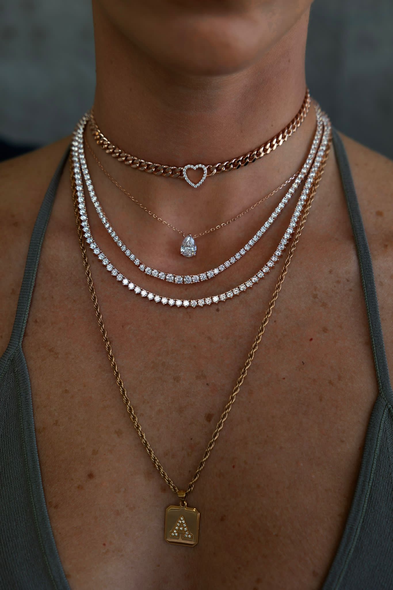 שרשרת טניס שלוש שיניים - רוז גולד