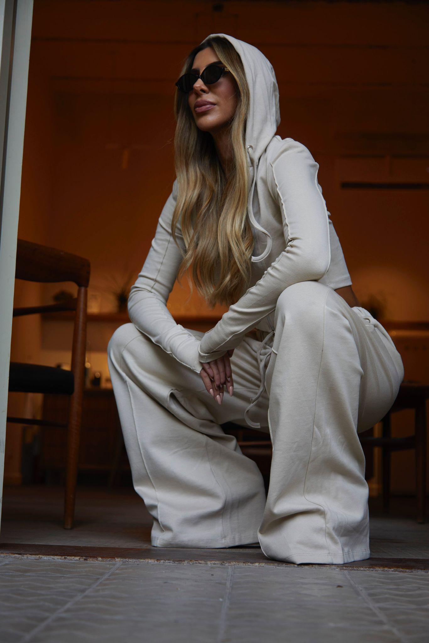 חליפת קנדל - בז'