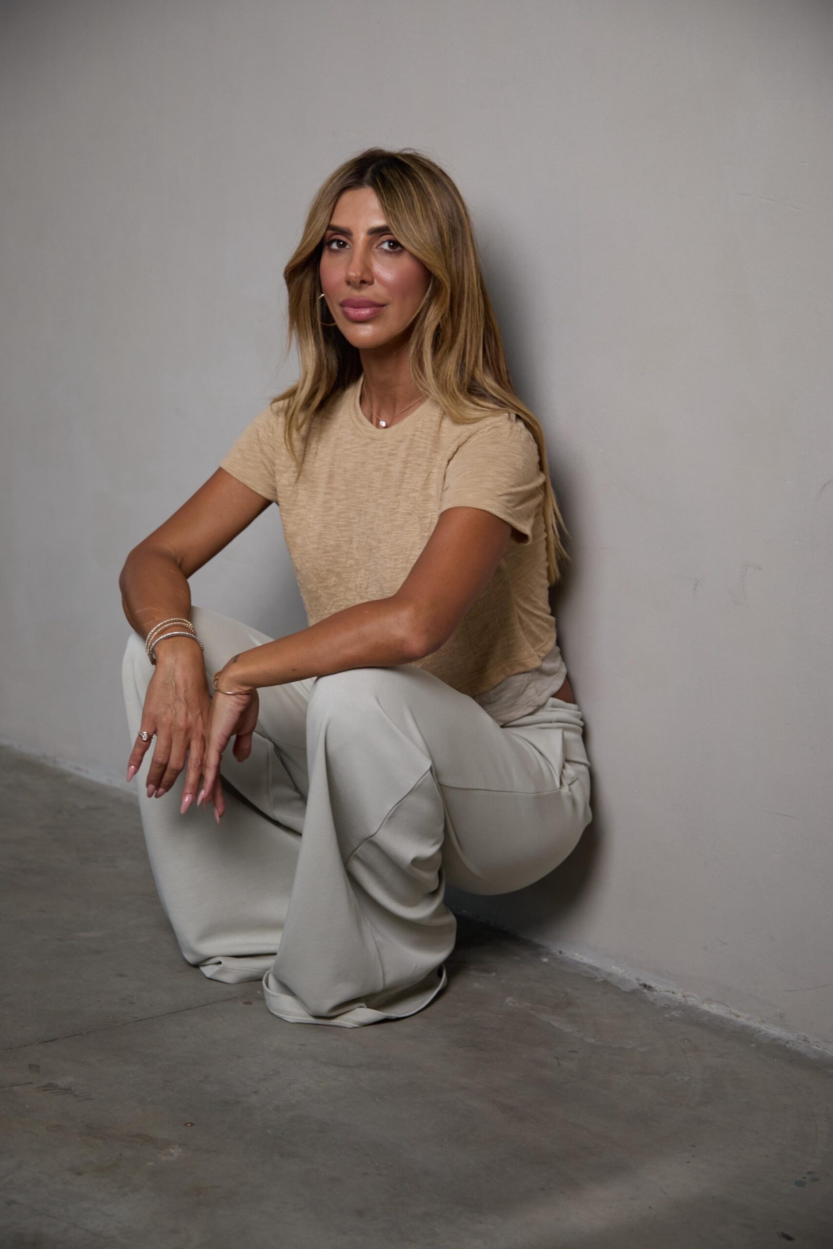 חולצת סנדי - בז'