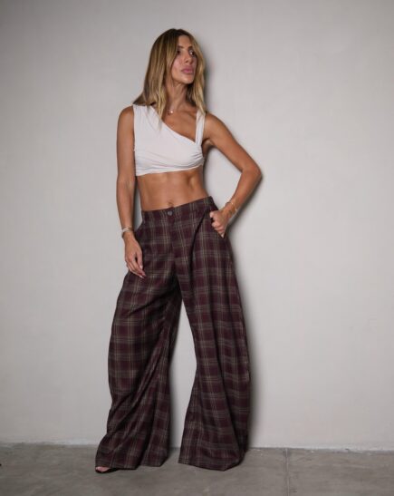 D73b7f6d D8de 4d32 8087 65d35fa8f0b5