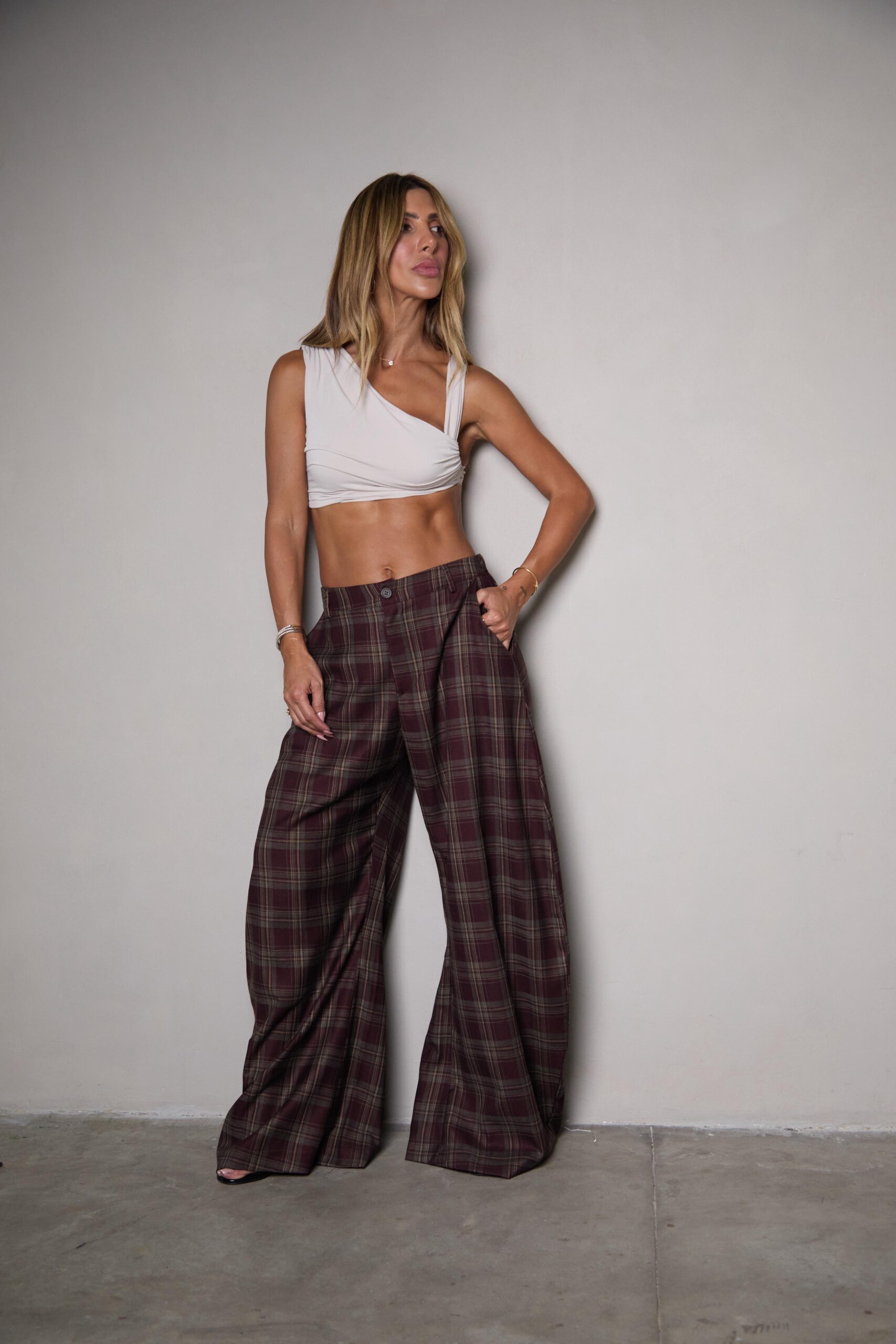 D73b7f6d D8de 4d32 8087 65d35fa8f0b5