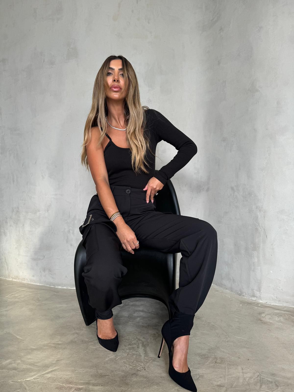 בגד גוף סול - שחור