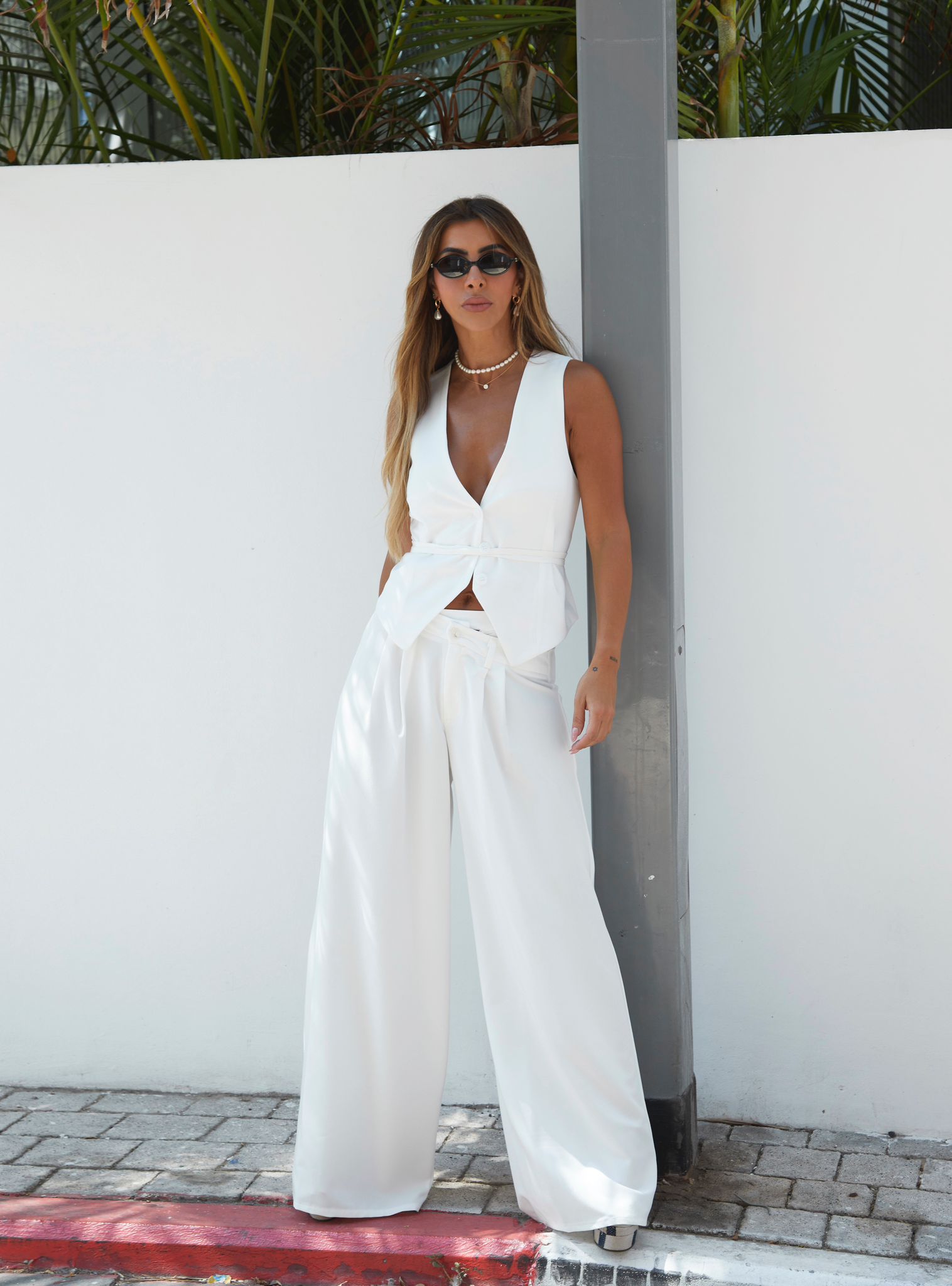 ווסט לנה - לבן