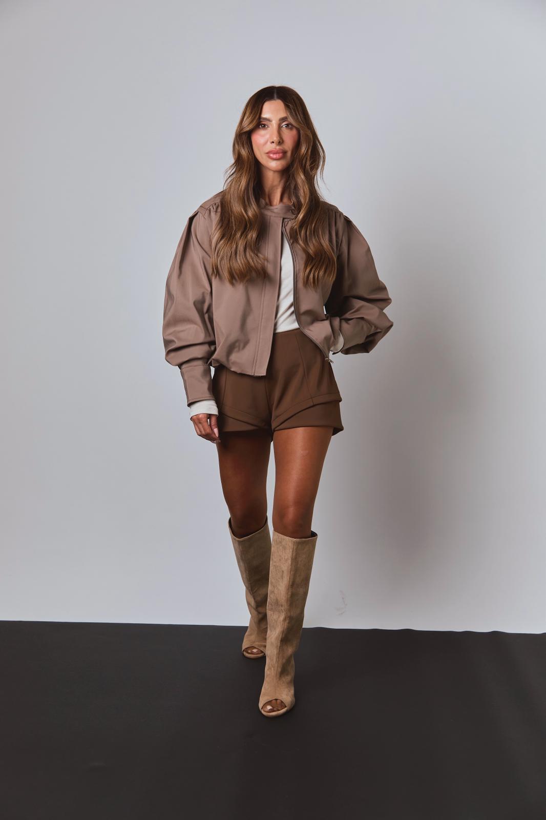 שורט RILEY – חום