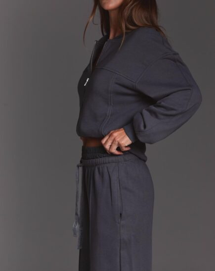 Photo 2025 11 16 18 42 01