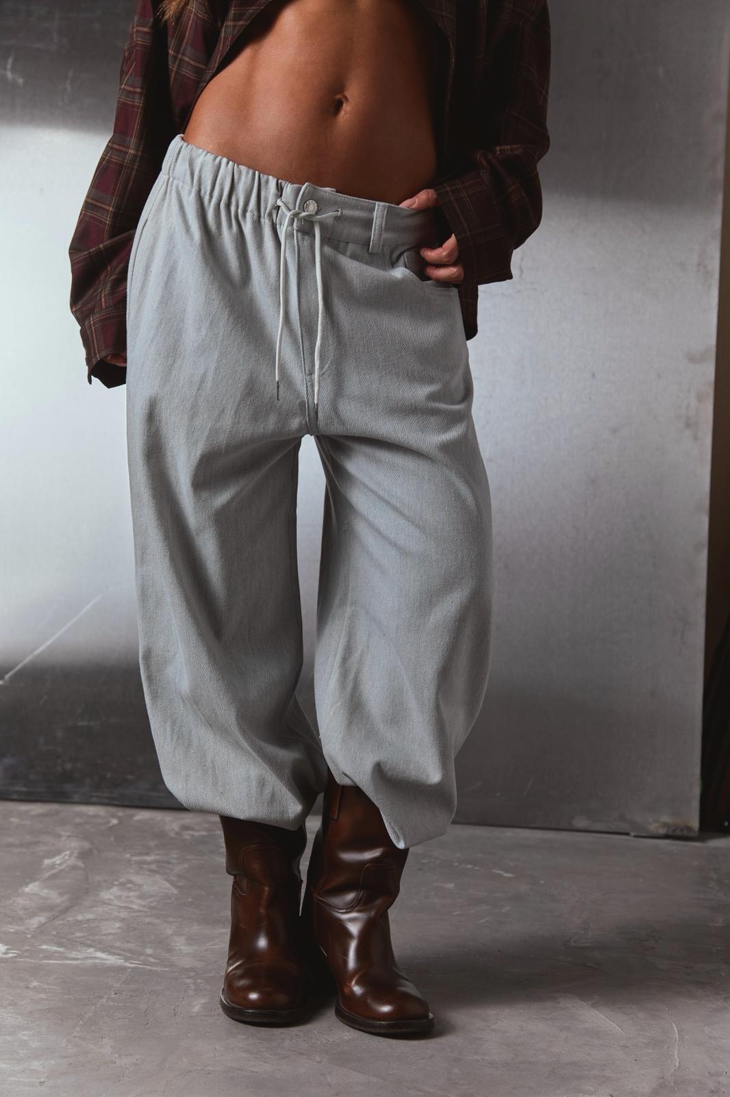 Photo 2025 11 16 19 06 46