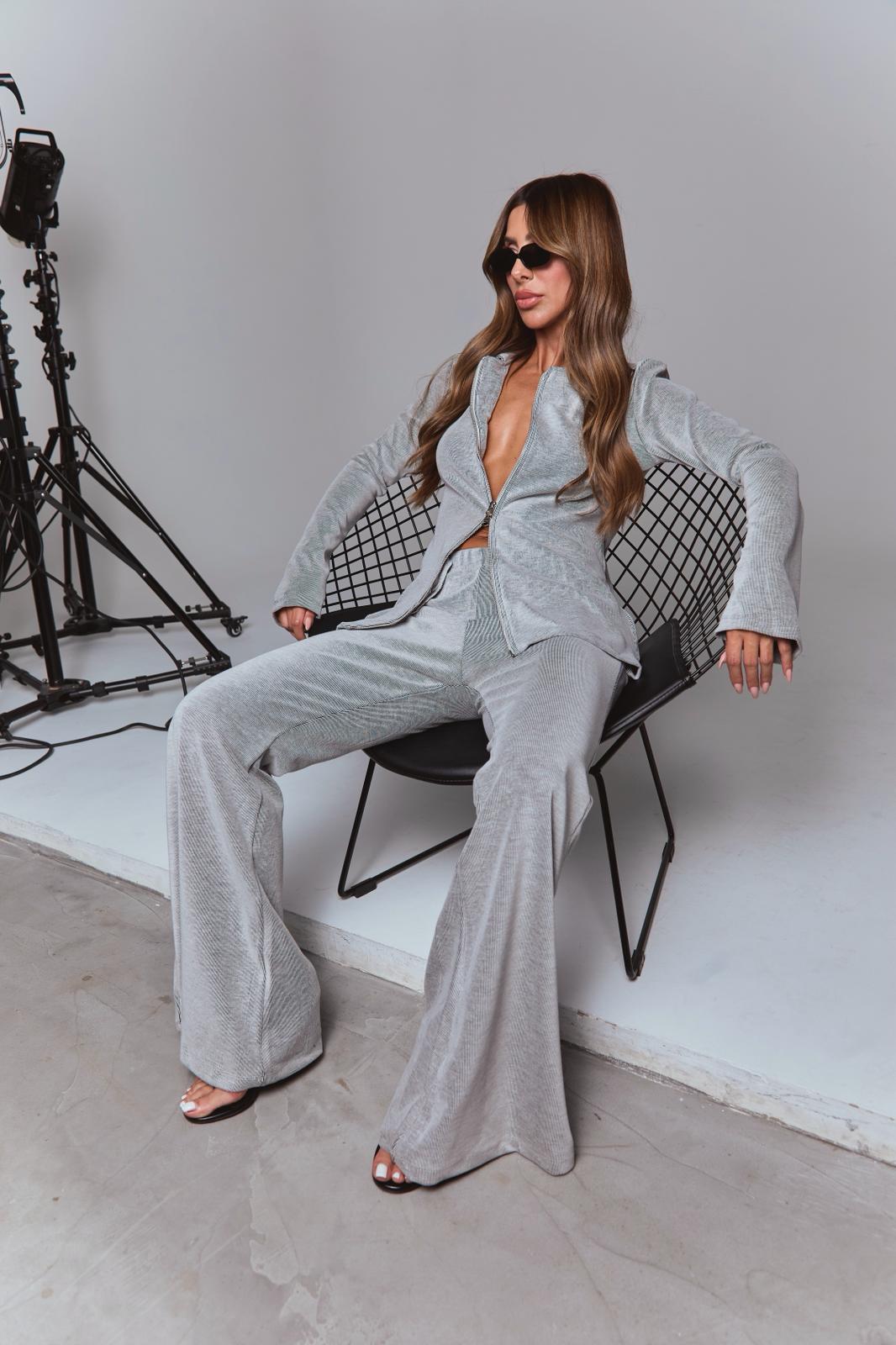 חליפת MIRA - אפור