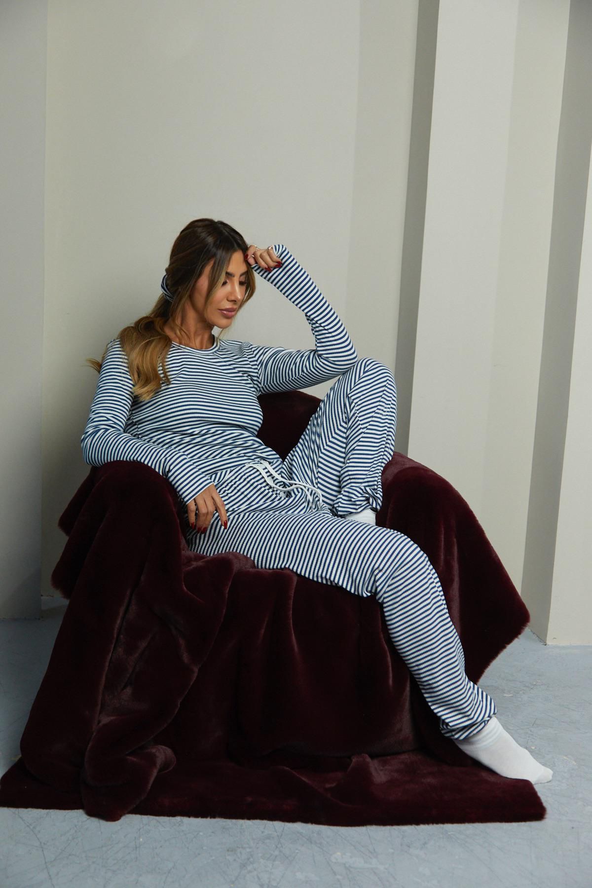 פיג'מה פסים - כחול