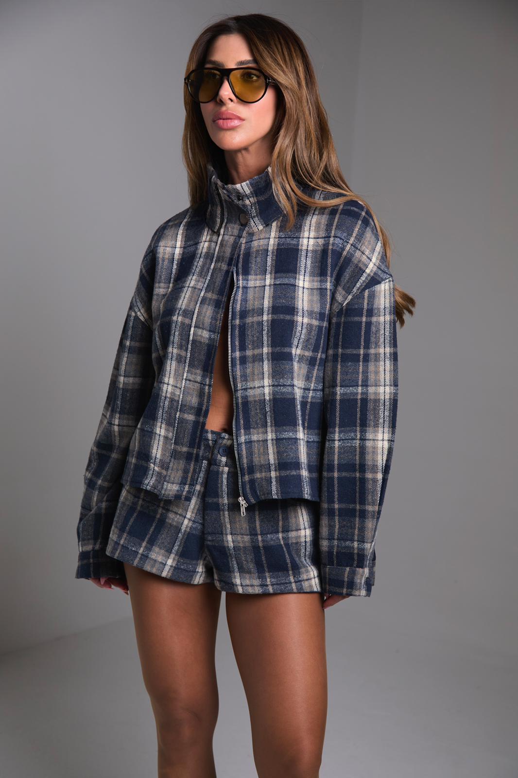 שורט MARCELO – משובץ כחול