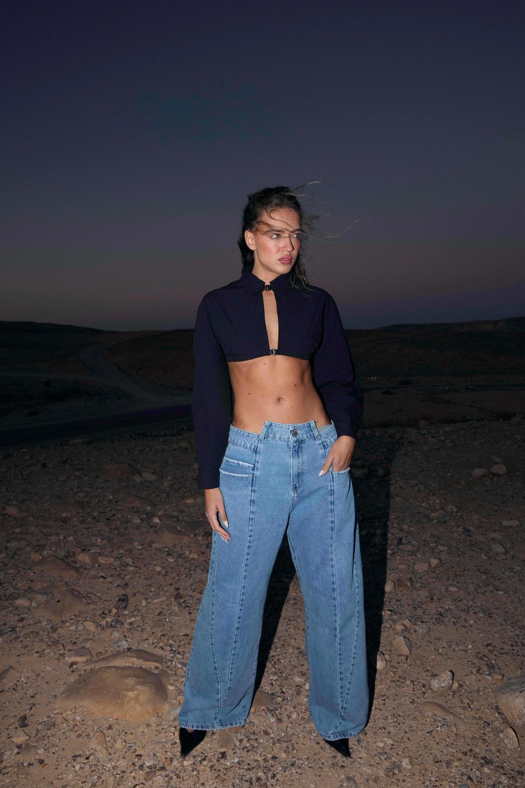 חולצת KYLIE – שחור