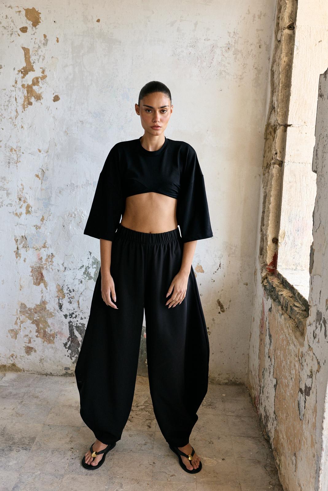 חולצת NICOLE – שחור