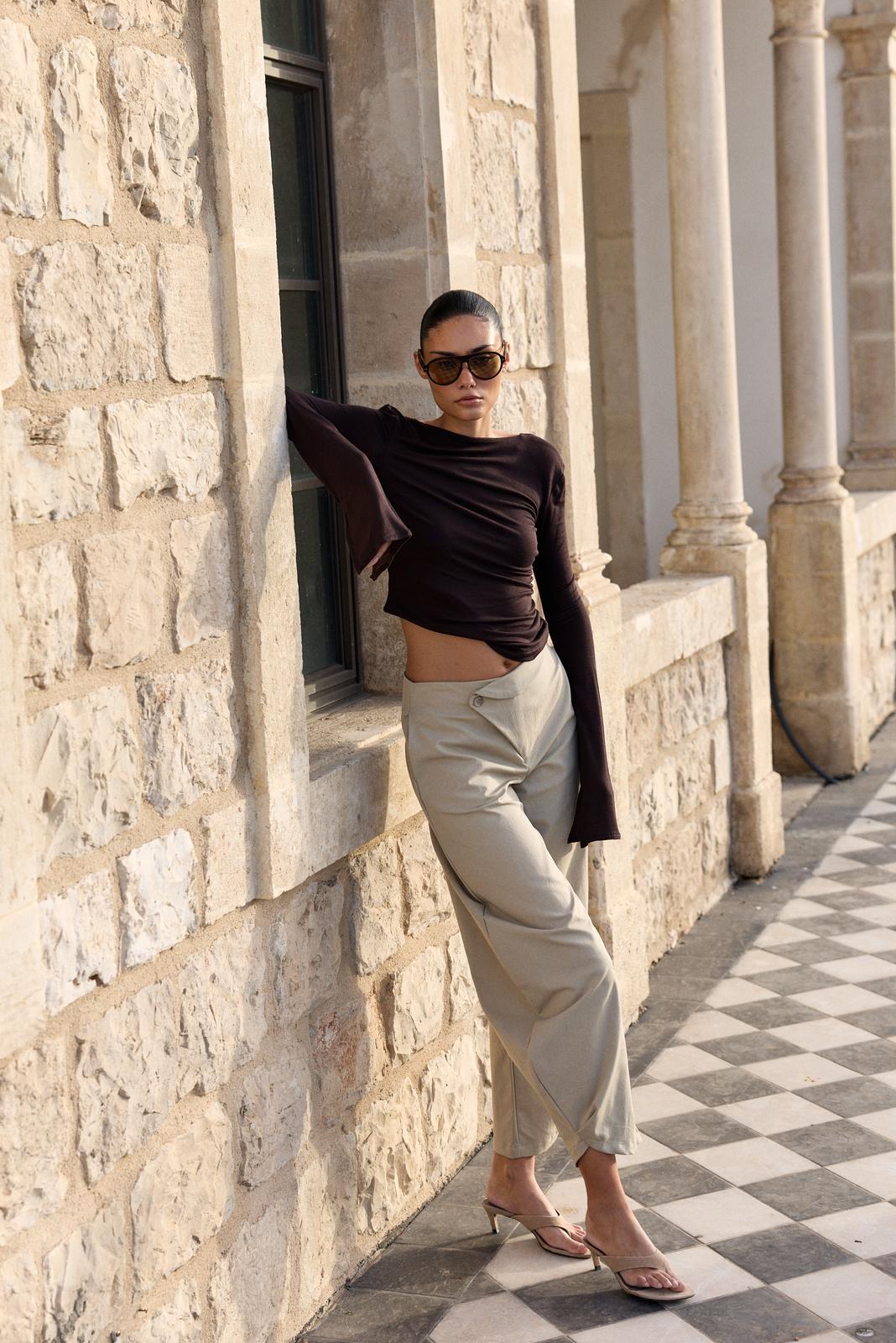 חולצת MONICA – חום